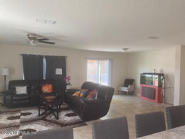 45013 AMHURST OAKS Drive, Callahan, FL 32011