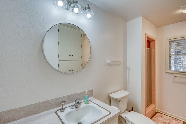 1303 Belaire DR, Granite Shoals, TX 78654