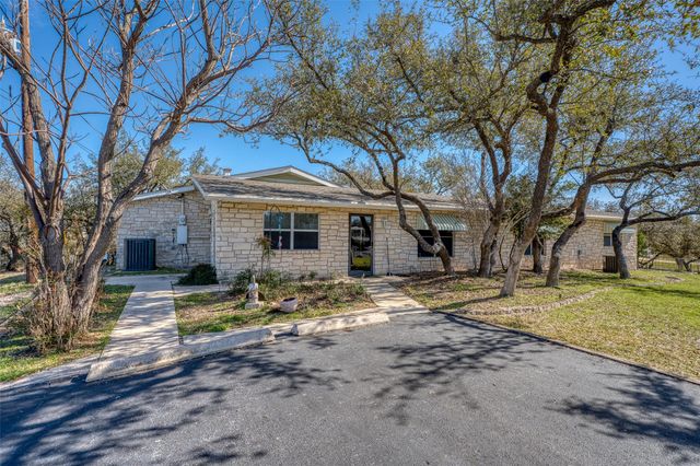 1303 Belaire DR, Granite Shoals, TX 78654