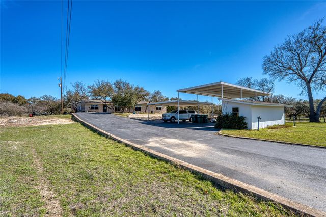 1303 Belaire DR, Granite Shoals, TX 78654