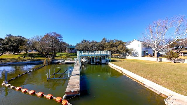 1303 Belaire DR, Granite Shoals, TX 78654
