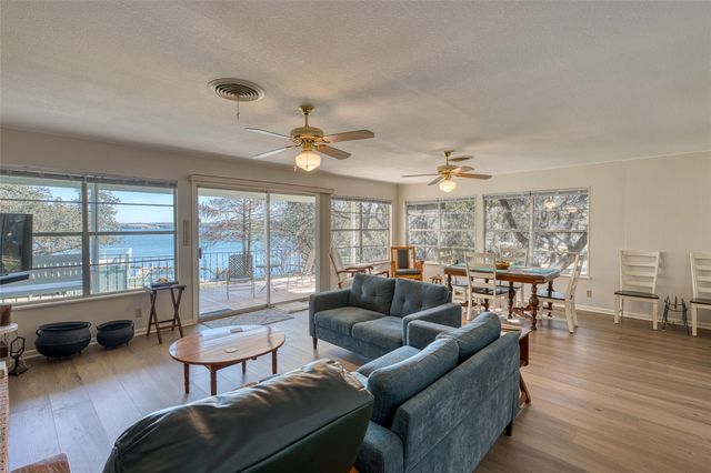 1303 Belaire DR, Granite Shoals, TX 78654