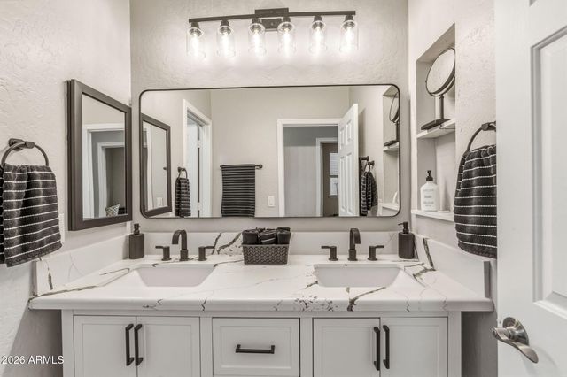 29227 N 44TH Street, Cave Creek, AZ 85331