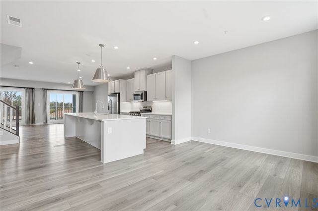 12006 Calgary Loop, Chester, VA 23831