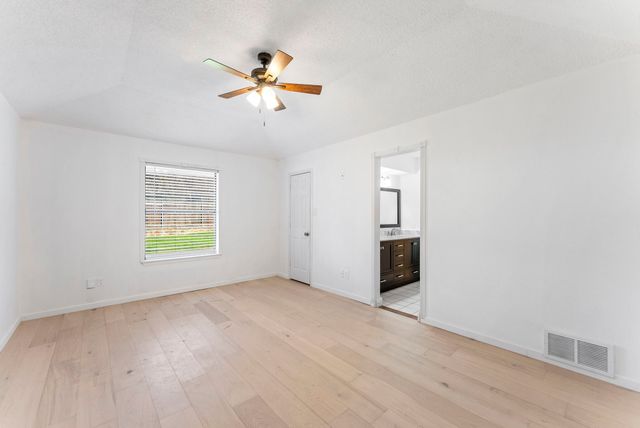 6801 Ridgetop Road, North Richland Hills, TX 76182