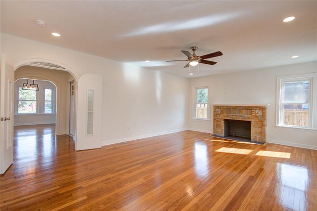 2208 Blodgett Street 1, Houston, TX 77004