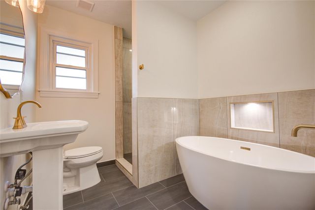 2208 Blodgett Street 1, Houston, TX 77004