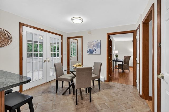2 Ridge Hill Way, Andover, MA 01810