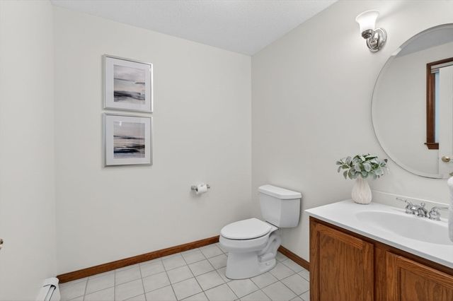 2 Ridge Hill Way, Andover, MA 01810