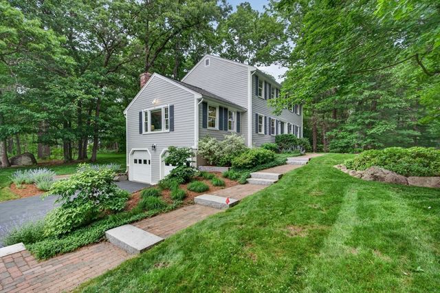 2 Ridge Hill Way, Andover, MA 01810