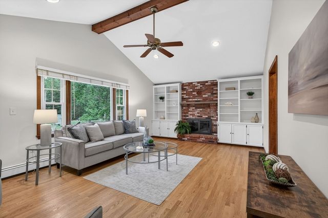 2 Ridge Hill Way, Andover, MA 01810