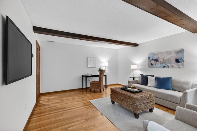 2 Ridge Hill Way, Andover, MA 01810