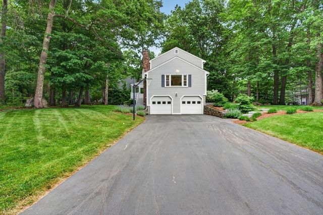 2 Ridge Hill Way, Andover, MA 01810