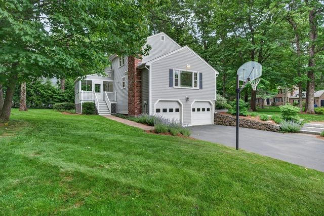2 Ridge Hill Way, Andover, MA 01810