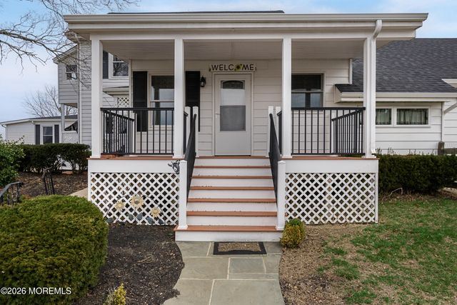 53 Arneys Mount Road, Pemberton, NJ 08068