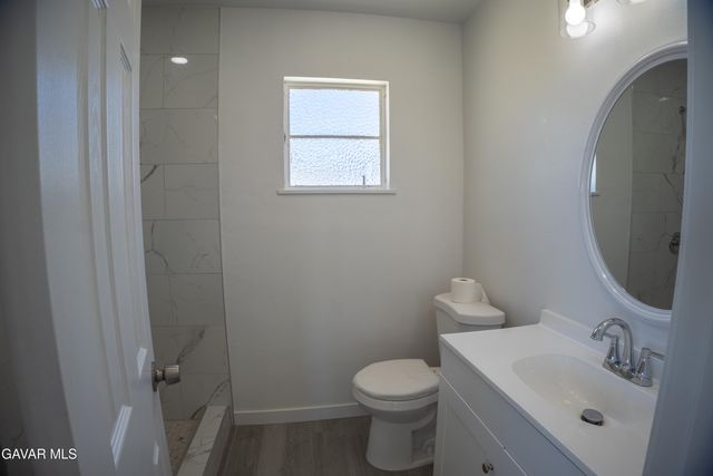 31300 233rd Street, Llano, CA 93544