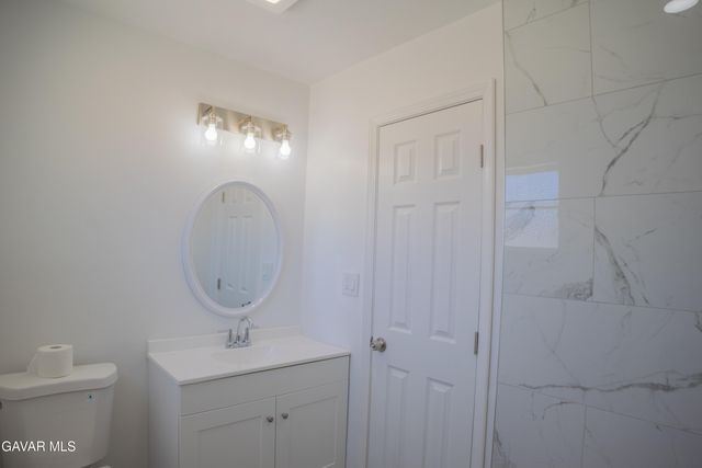 31300 233rd Street, Llano, CA 93544
