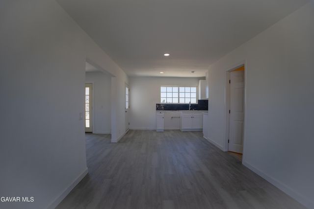 31300 233rd Street, Llano, CA 93544