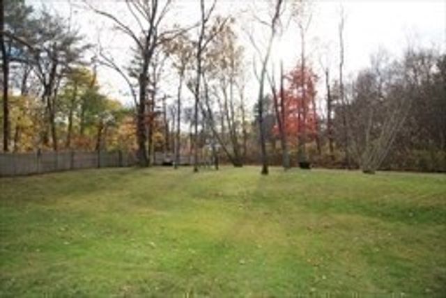 132 Tyngsboro Road 13, Chelmsford, MA 01863