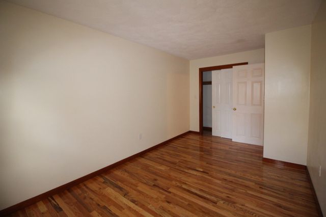 132 Tyngsboro Road 13, Chelmsford, MA 01863