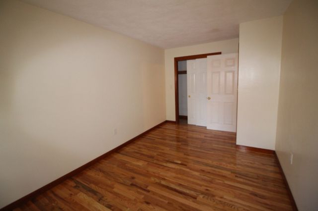 132 Tyngsboro Road 13, Chelmsford, MA 01863
