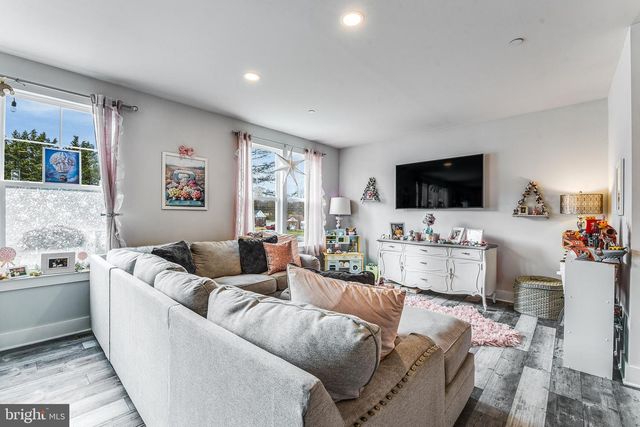 4 DADE CT, Fallston, MD 21047