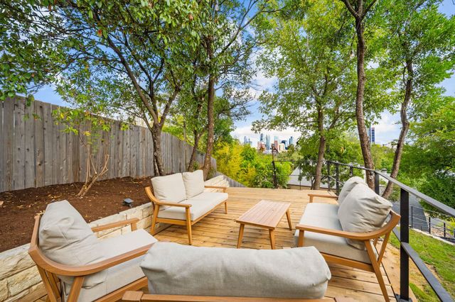 811 Rutherford PL, Austin, TX 78704