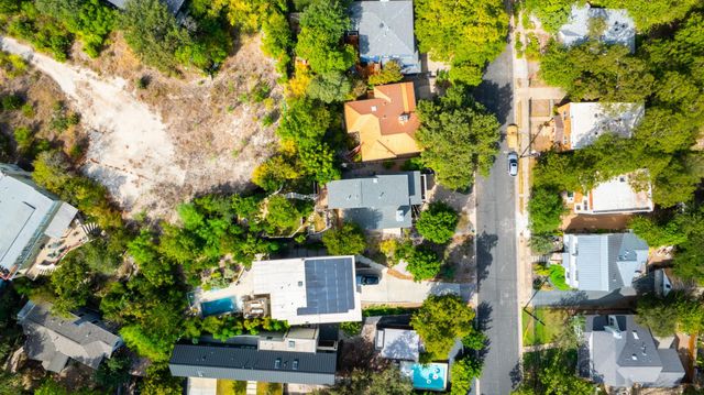 811 Rutherford PL, Austin, TX 78704