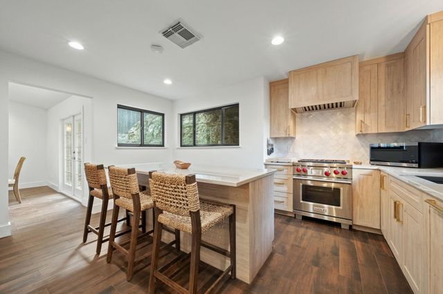 811 Rutherford PL, Austin, TX 78704