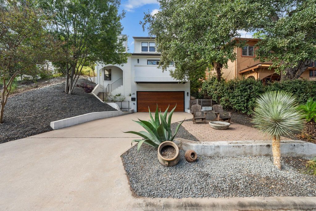 811 Rutherford PL, Austin, TX 78704