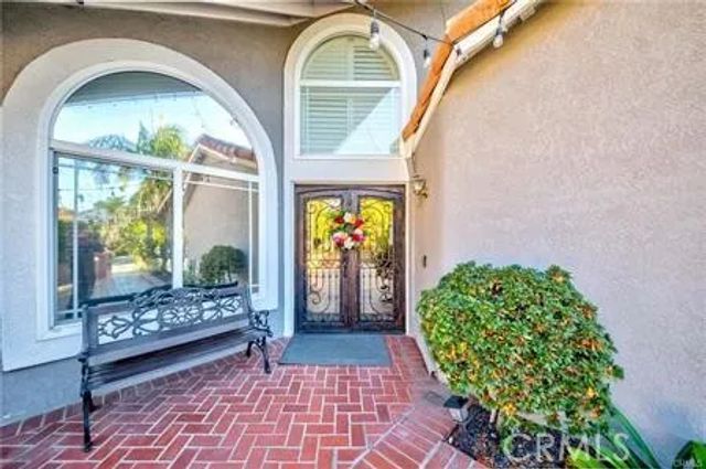 2217 Yale Circle, Corona, CA 92881