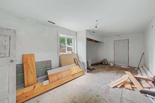 3442 S Lowe Avenue, Chicago, IL 60616