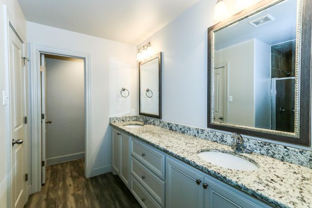 3806 133rd Street, B, Lubbock, TX 79423