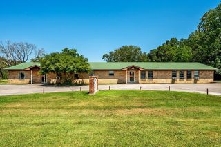 308 Front Street, Pottsboro, TX 75076