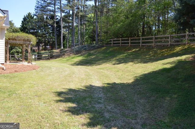 3 Willow Trace SW, Cartersville, GA 30120