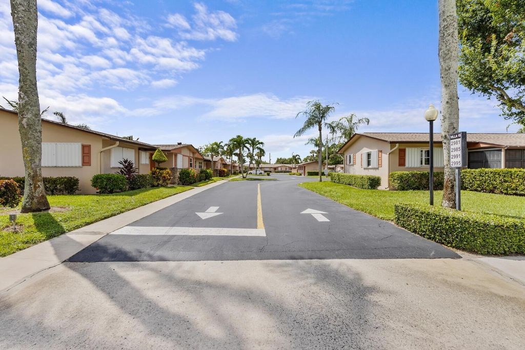 2995 Crosley Drive W B, Greenacres, FL 33415