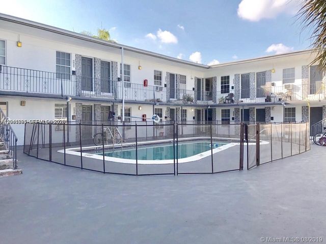 1843 Dewey Street 118, Hollywood, FL 33020