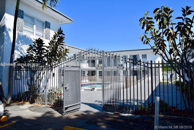1843 Dewey Street 118, Hollywood, FL 33020