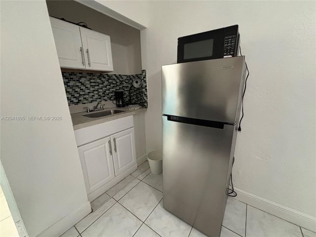 1843 Dewey Street 118, Hollywood, FL 33020