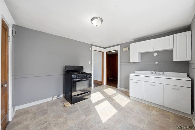 220 Dartmouth Avenue, Buffalo, NY 14215