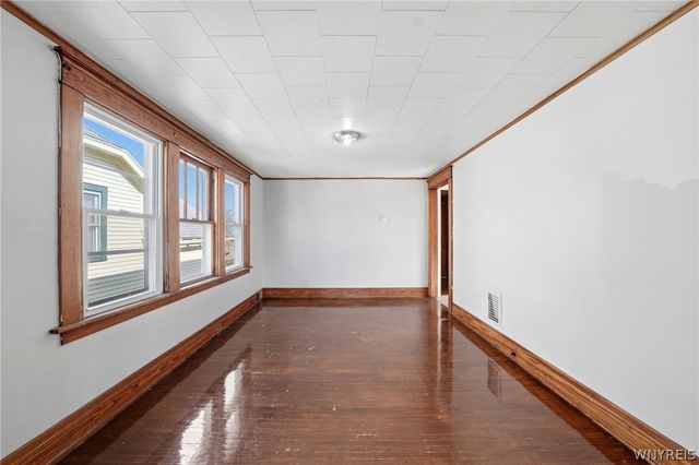 220 Dartmouth Avenue, Buffalo, NY 14215