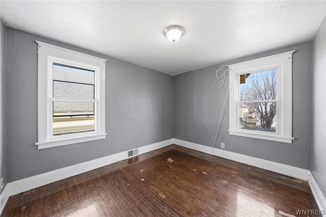 220 Dartmouth Avenue, Buffalo, NY 14215