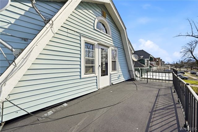 220 Dartmouth Avenue, Buffalo, NY 14215