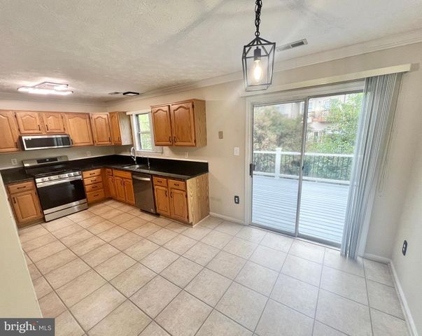 406 SHAW CT, Fredericksburg, VA 22405