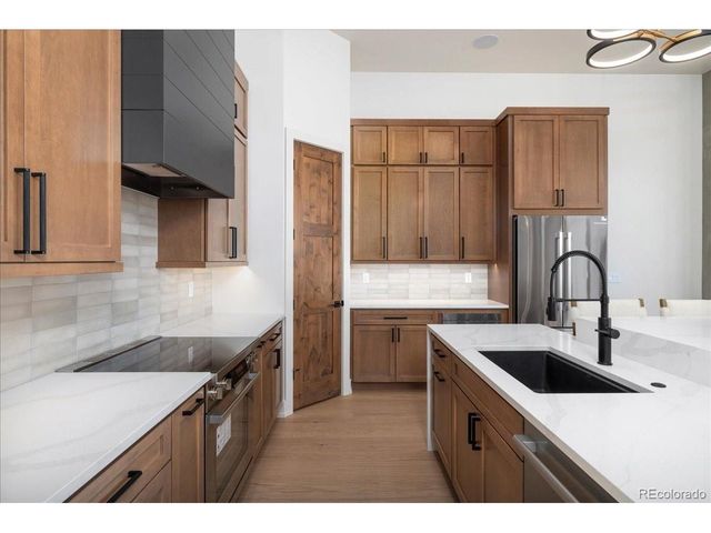 909 Lakepoint Cir B, Frisco, CO 80424