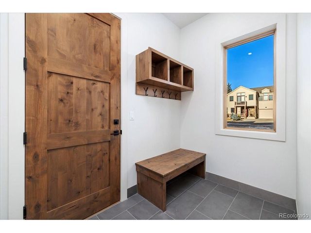 909 Lakepoint Cir B, Frisco, CO 80424