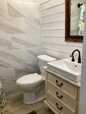 300 SW Miracle Strip Parkway 1E, Fort Walton Beach, FL 32548