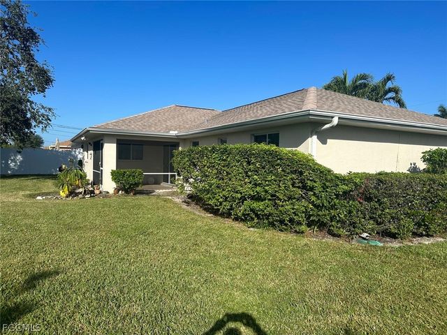 2028 NE 5th TER, Cape Coral, FL 33909