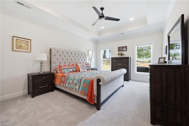 477 Rosewood Drive, Winston-salem, NC 27127