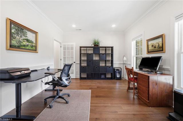 477 Rosewood Drive, Winston-salem, NC 27127